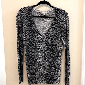 New York & Company Black & White Cheetah Print Lightweight Sweater